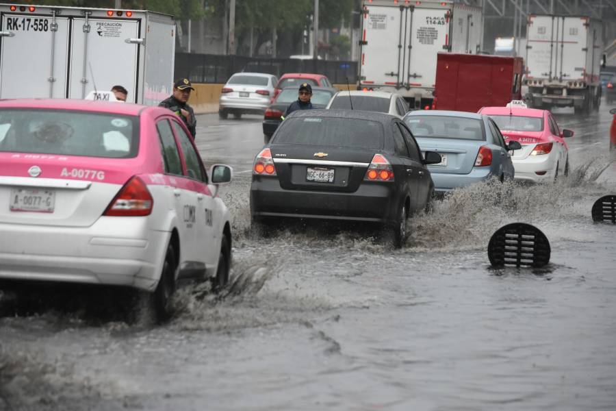 Lluvia y granizo causan afectaciones en la CDMX; Se activa Alerta Amarilla