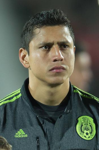 Johan V&aacute;squez causa baja de la Selecci&oacute;n Mexicana; lo suple Cata Dom&iacute;nguez