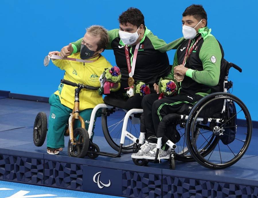 Arnulfo Castorena y Jesús Hernández ganan oro y bronce en Paralímpicos