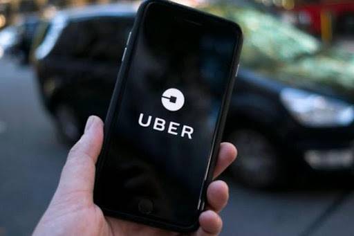 Uber en pláticas para dar seguro social a choferes y repartidores en México