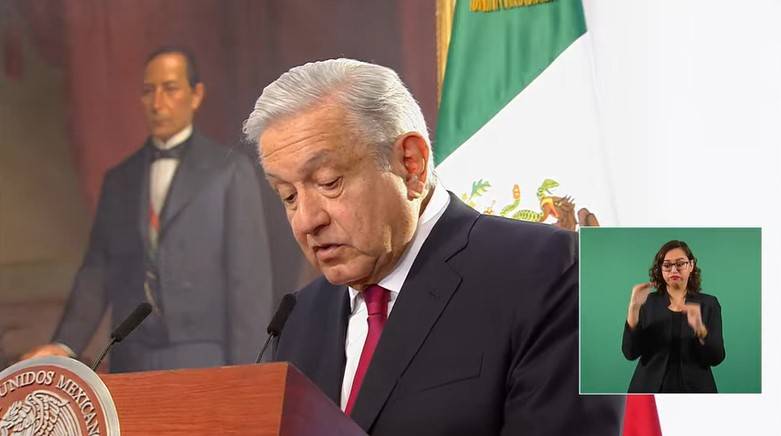 Feminicidios, extorsión y robo en transporte público, pendientes en materia de seguridad: AMLO