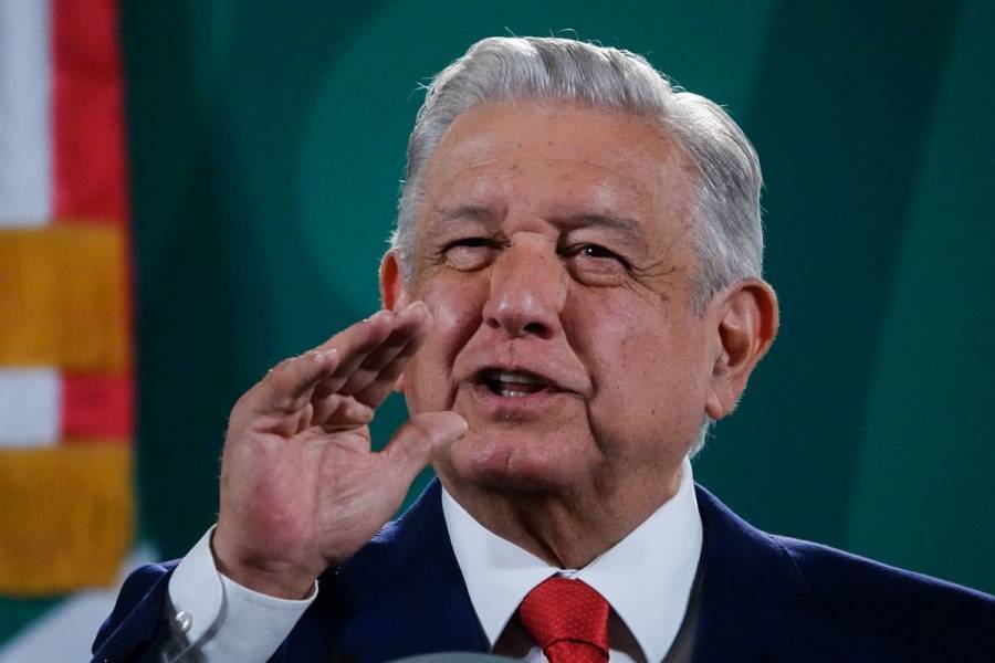 Amparos por vacunas a menores son campañas de “nado sincronizado”, dice AMLO