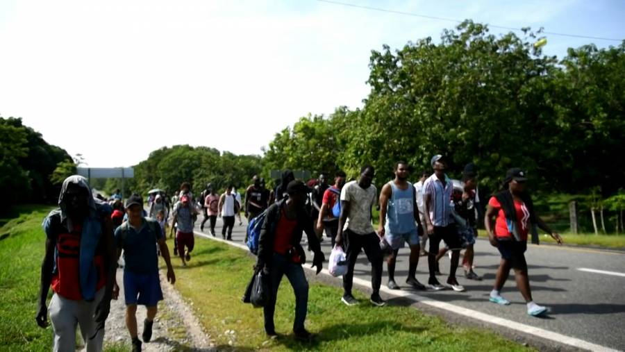 Nueva caravana migrante avanza desde Chiapas
