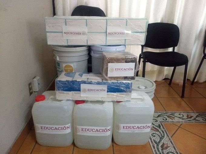 Enrique Alfaro se mofa de la ayuda que mandó el Gobierno para el regreso a clases