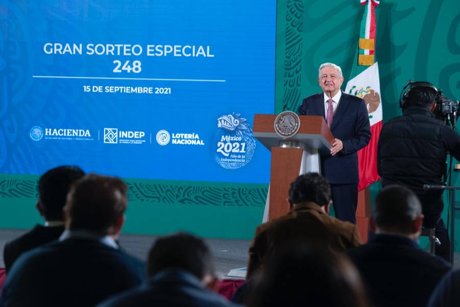 Gobierno enviará informe a jueces que otorgan amparos para vacunar a menores de edad