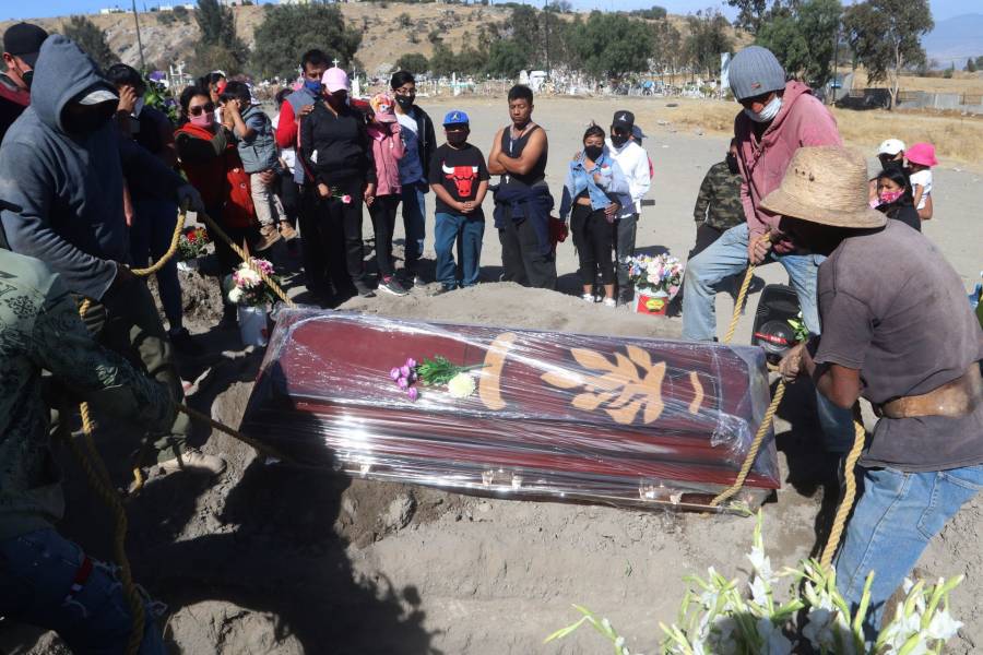 Se registra otra jornada con más de mil muertes por Covid