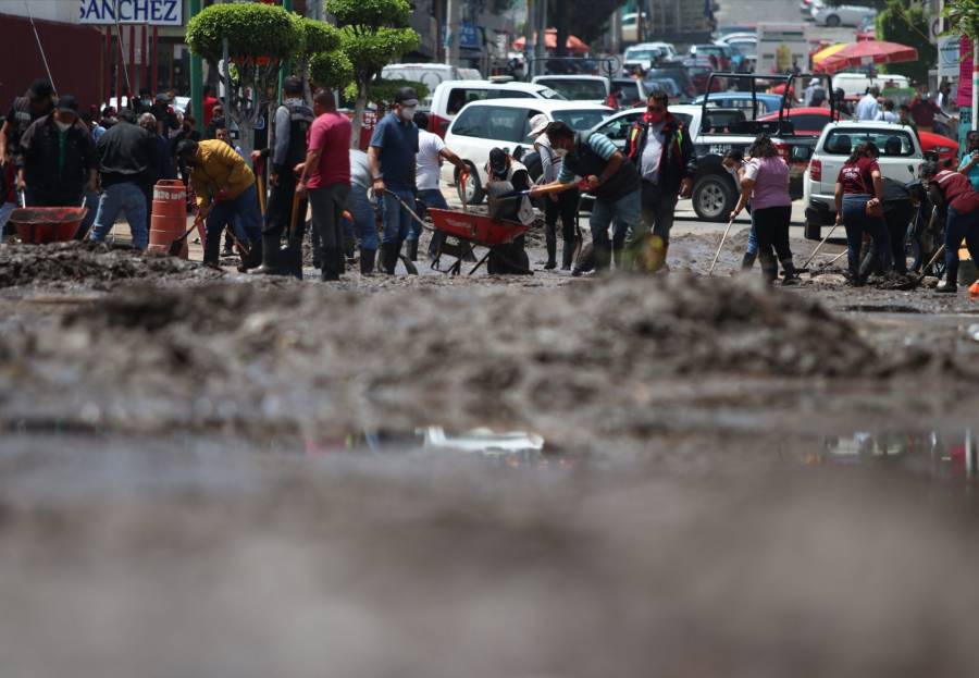Vecinos de Ecatepec bloquearon vialidades en demanda de ayuda del gobierno federal tras inundaciones