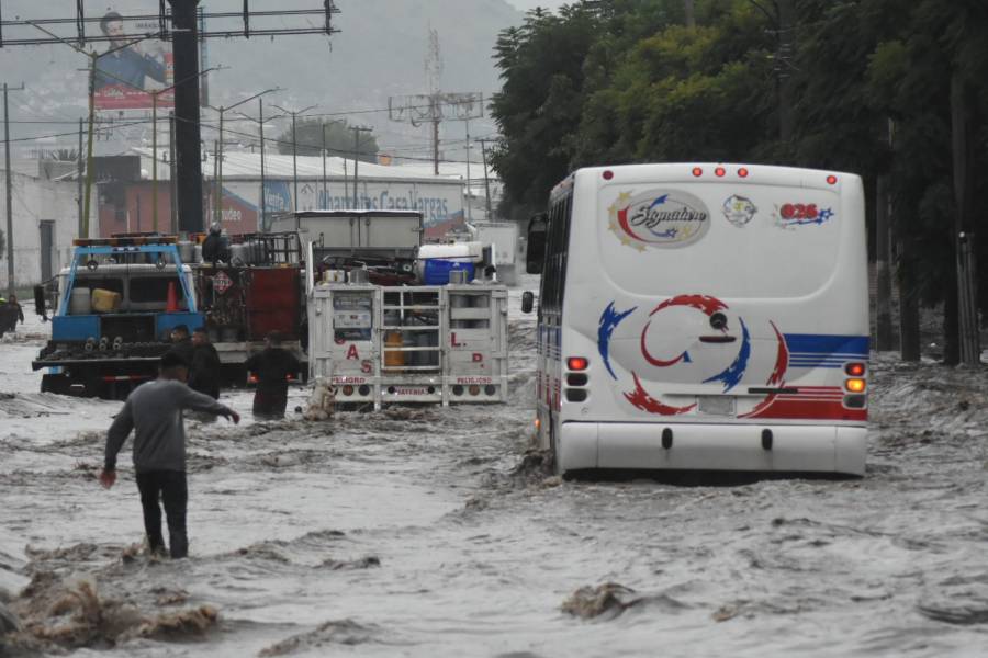 En Ecatepec, 31 mil afectados por lluvias: Protección Civil