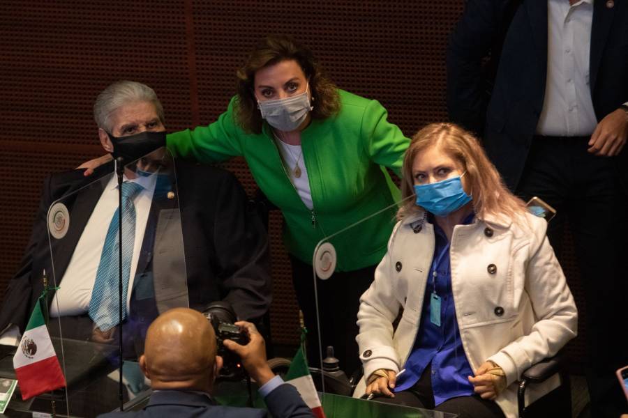 Continúa la “chapulineada” en el Congreso de la Unión