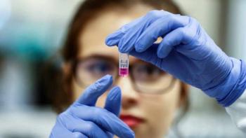 Inician pruebas de vacuna para combatir Covid e influenza