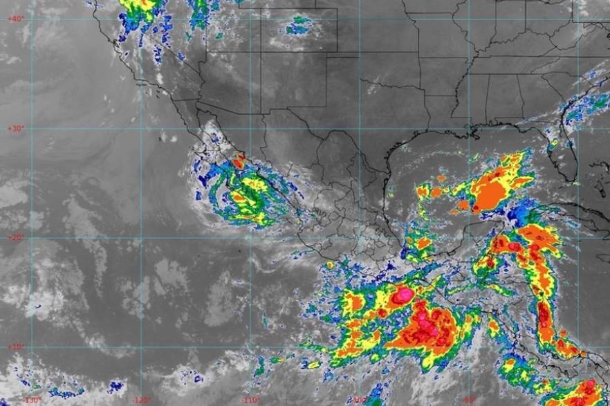 “Olaf” se degrada a tormenta tropical
