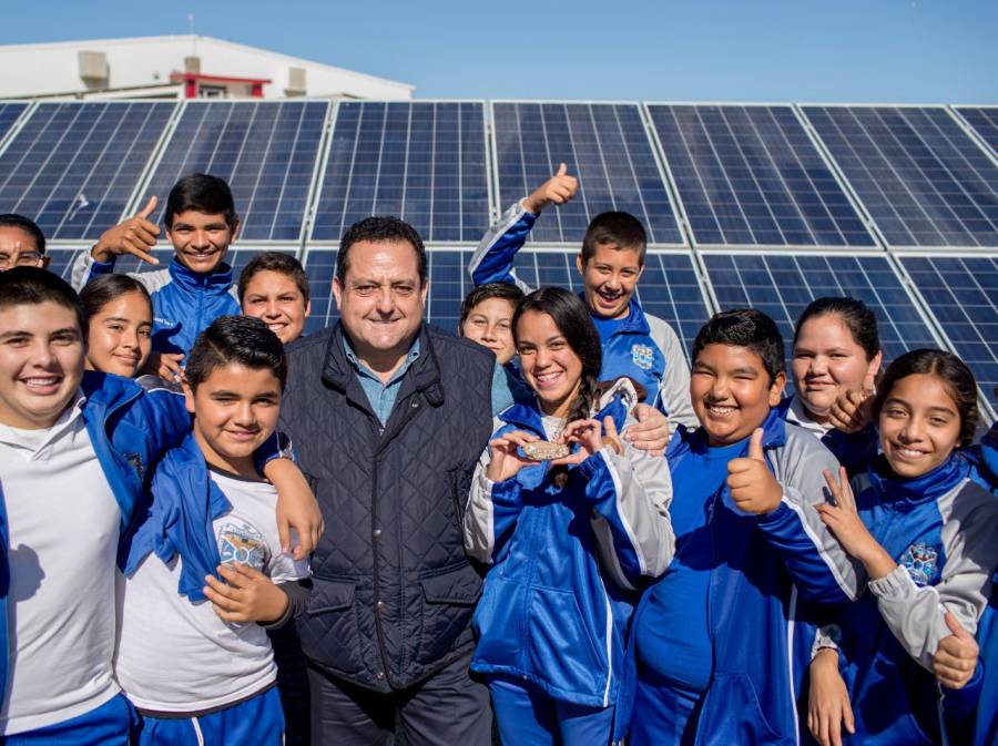GOAN reconoce trabajo de Mendoza Davis en Baja California Sur