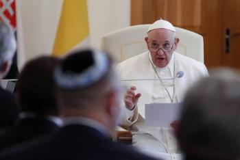 El papa Francisco pide a los h&uacute;ngaros que sean 