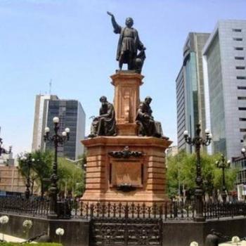 Lanzan petici&oacute;n para regresar estatua de Col&oacute;n a Paseo de la Reforma