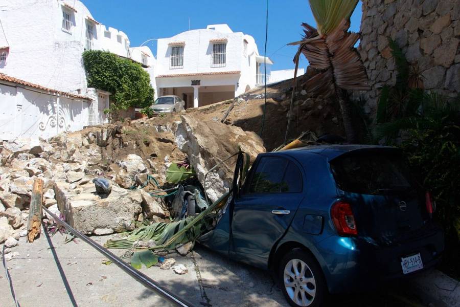 Suman tres muertos por sismo de magnitud 7.1 en Guerrero