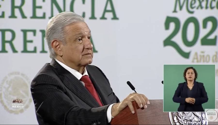 AMLO llama insensibles a ministros por fallar en reparaciones millonarias del gobierno