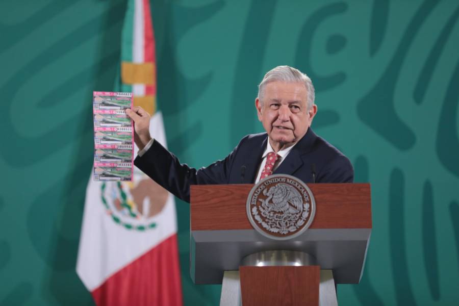 Pide AMLO comprar 