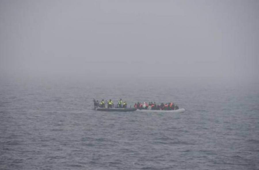 En el canal de la Mancha rescatan a 91 migrantes que intentaban llegar a Inglaterra