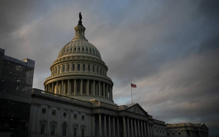 Se incendia edificio cerca del Capitolio en Washington DC