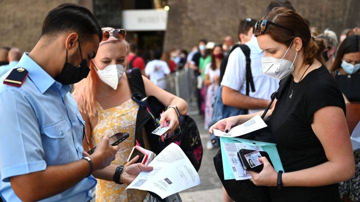 Italia obligará a mostrar el pasaporte Covid en el trabajo