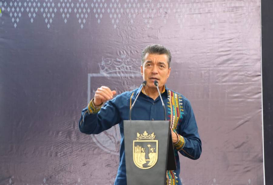 Rutilio Escand&oacute;n pide tomar precauciones ante tormenta tropical no. 31