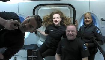 La tripulación del SpaceX hablaron con Tom Cruise desde el espacio