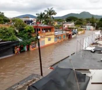 Lluvias en Morelos desbordan r&iacute;os y barrancas