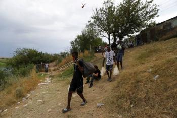 Hait&iacute; expresa su “preocupaci&oacute;n” por migrantes varados en frontera de Texas con M&eacute;xico