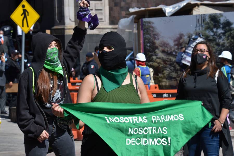 Morena va por el aborto seguro en todo el país