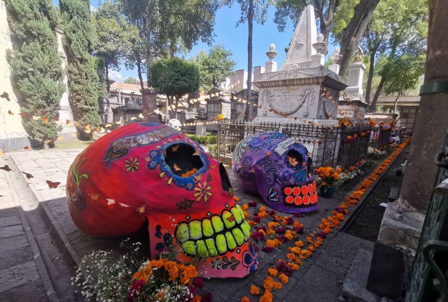 Aprende como crear una ofrenda de Día De Muertos Prehispánica