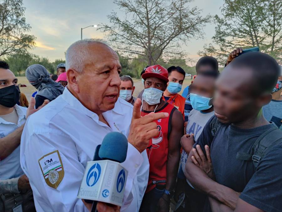 Hasta para entrar al cielo hay control migratorio: Garduño