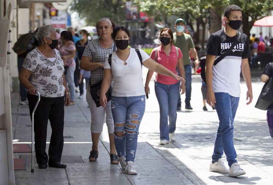 Casos de Covid-19 en el mundo bajan por segunda semana consecutiva: OMS