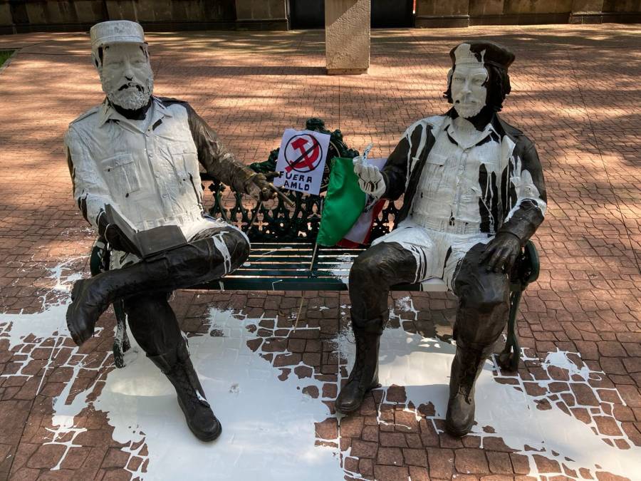 Detienen a sujetos que vandalizaron estatuas de Fidel Castro y Ernesto “Che” Guevara en la colonia Tabacalera