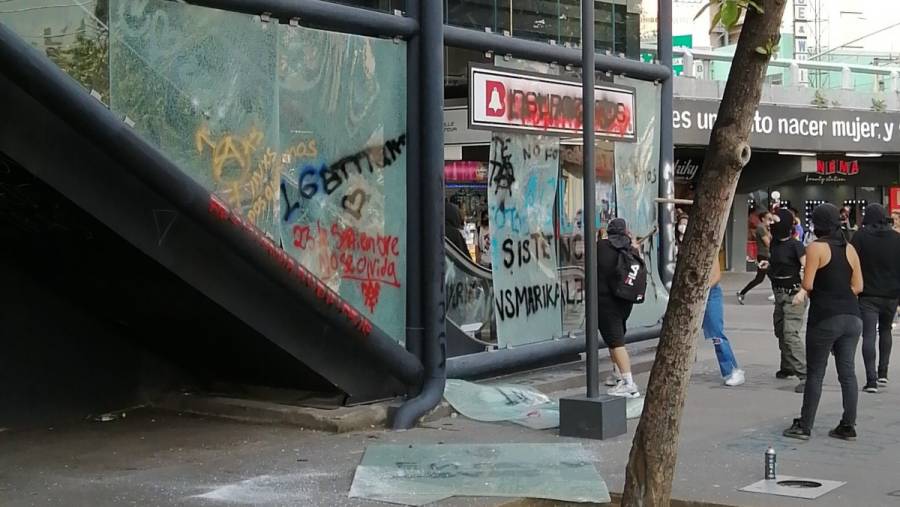 El GobCDMX inicia mesas de trabajo con colectivos de la Glorieta de la Zona Rosa