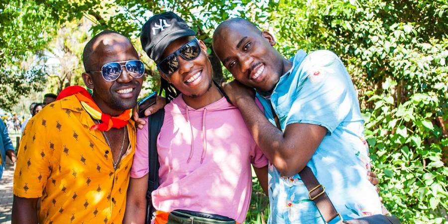 En Soweto sudafricanos celebran marca del orgullo
