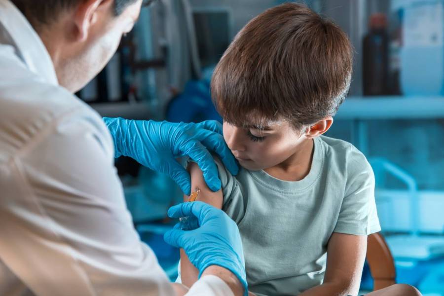 Chile inicia vacunación Covid a niños a partir de los 6 años