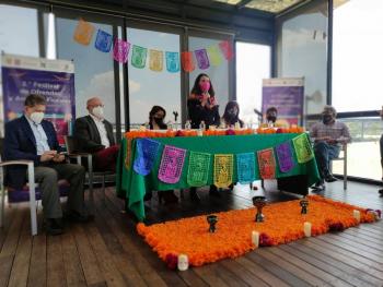 Ofrendas de D&iacute;a de Muertos regresan al Centro Hist&oacute;rico de la CDMX