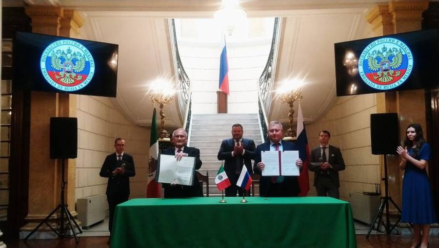 M&eacute;xico y Rusia firman acuerdo de cooperaci&oacute;n espacial