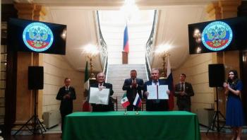 M&eacute;xico y Rusia firman acuerdo de cooperaci&oacute;n espacial