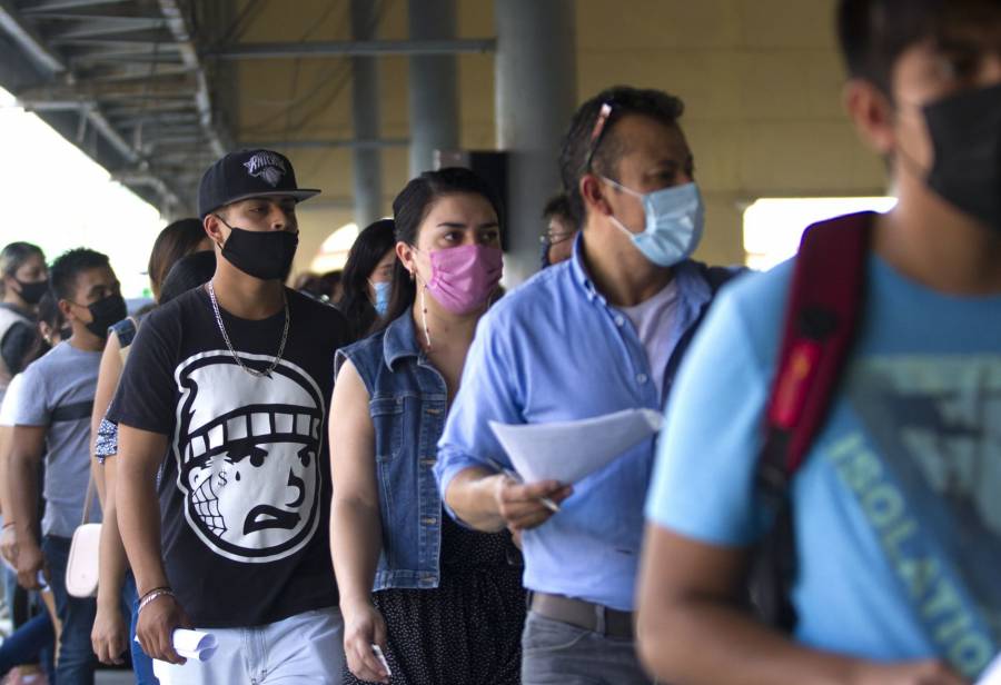 México registra casi 9 mil contagios más de Covid