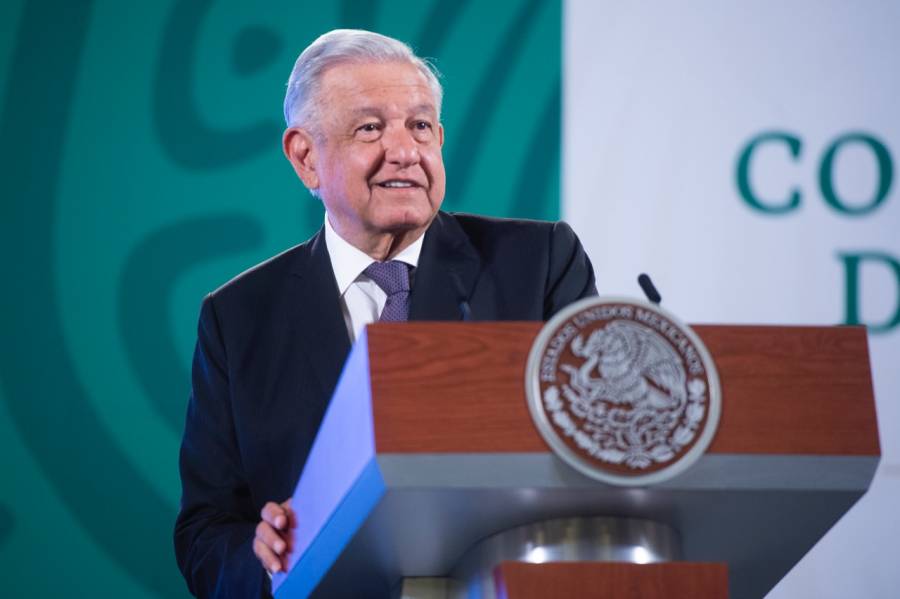 Conservadurismo y liberalismo las dos corrientes en México, dice AMLO