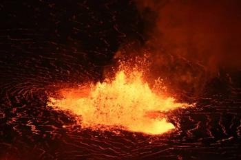 Volc&aacute;n Kilauea de Haw&aacute;i entra en erupci&oacute;n