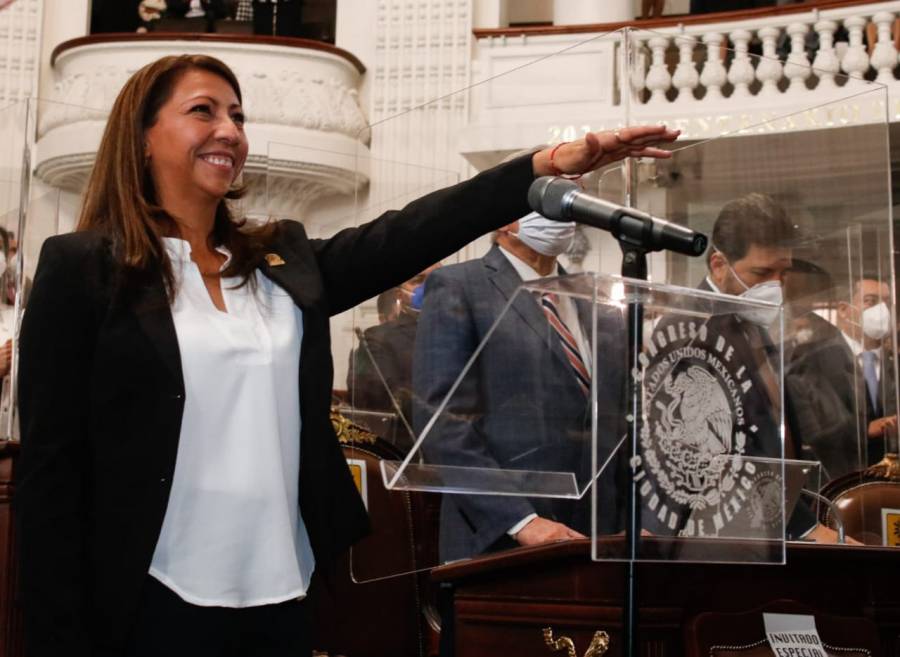 Martí Batres felicita a alcaldesa de Venustiano Carranza, Evelyn Parra Álvarez