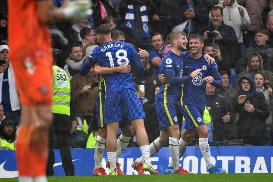 Chelsea gana al Southampton y se pone líder en la Premier League
