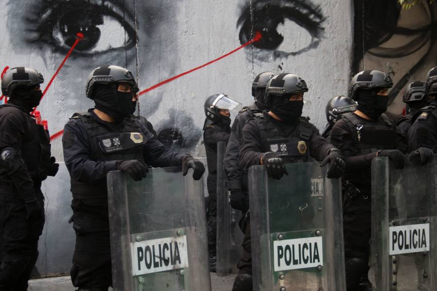 Marcha del 2 de octubre deja cinco policías lesionados