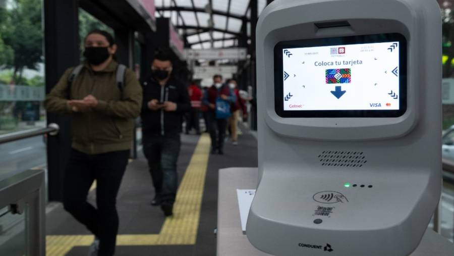 Paga el Metrobús con tarjeta de crédito y débito o billeteras digitales