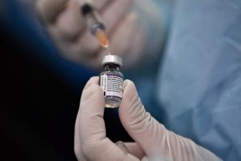 EMA aprueba tercera dosis de Pfizer contra Covid-19 para mayores de 18 a&ntilde;os
