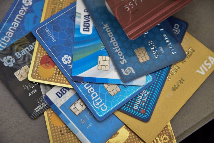 Tarjeta de débito, la preferida por los millennials y la generación Z