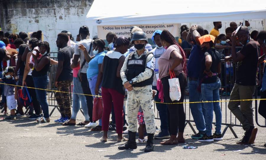 Detienen a 103 migrantes centroamericanos en Tabasco