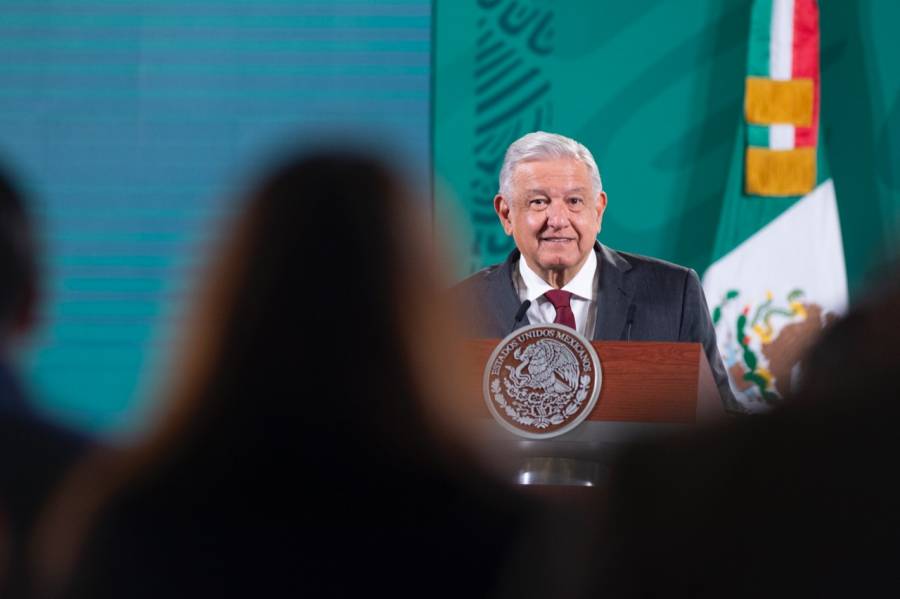 Pide AMLO regreso a clases presenciales en Universidades